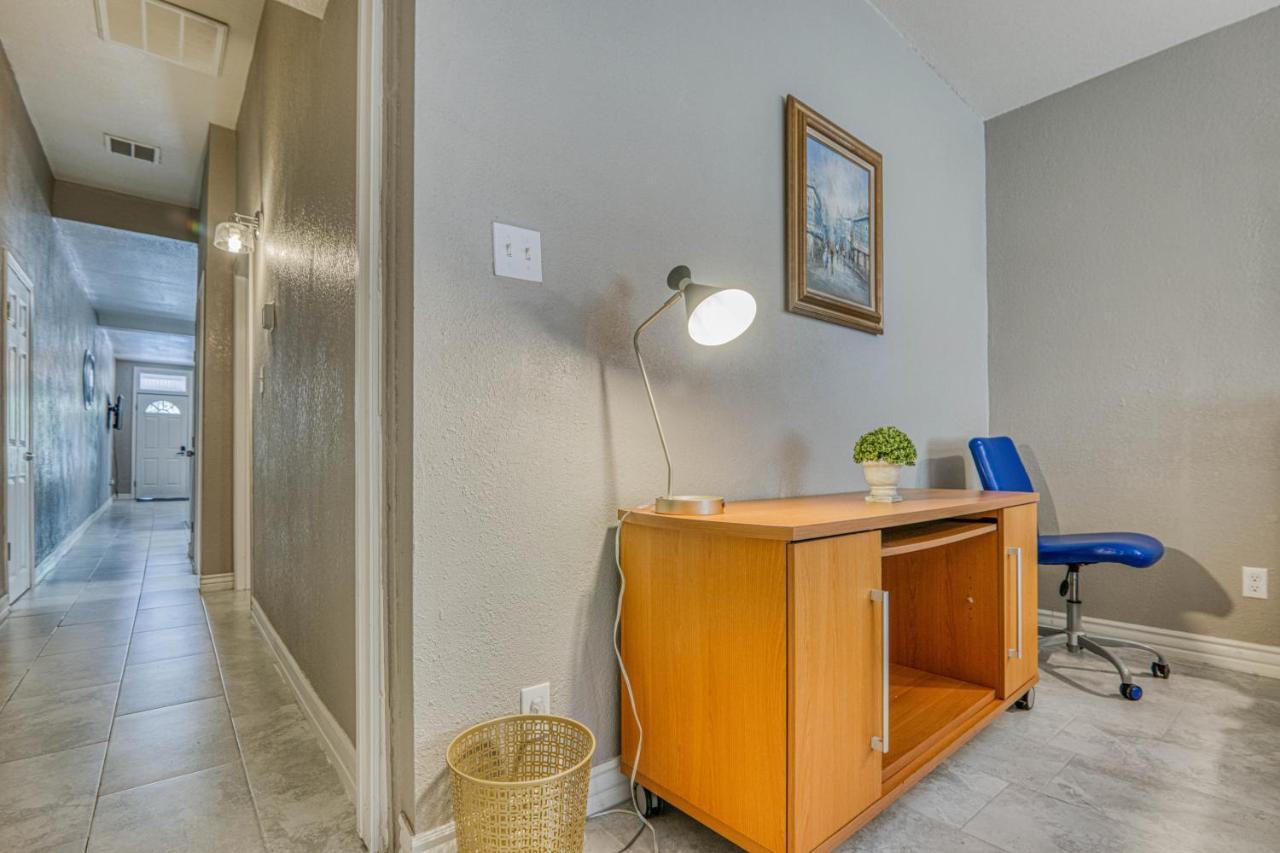 Close To All, Restful Duplex A In Downtown, Utep, Hospitals Appartement El Paso Buitenkant foto